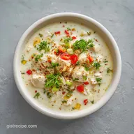 Tasty Keto White Chicken Chili Recipe: Slow Cooked