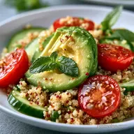 Quinoa Bowl With Avocado for 4 Servings