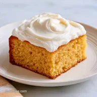 Simple Vanilla Sheet Cake for 30 Servings