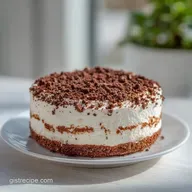 Unique Cookies and Cream Cake: Velvety