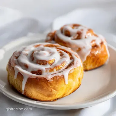 Banana Bread Cinnamon Rolls: Tender Recipe Card