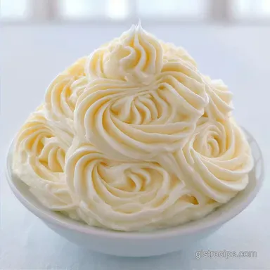Cream Cheese Frosting in 10 Minutes
