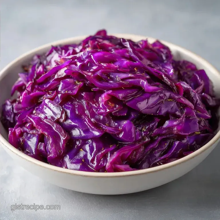 Simple Braised Red Cabbage: Tangy and Glossy
